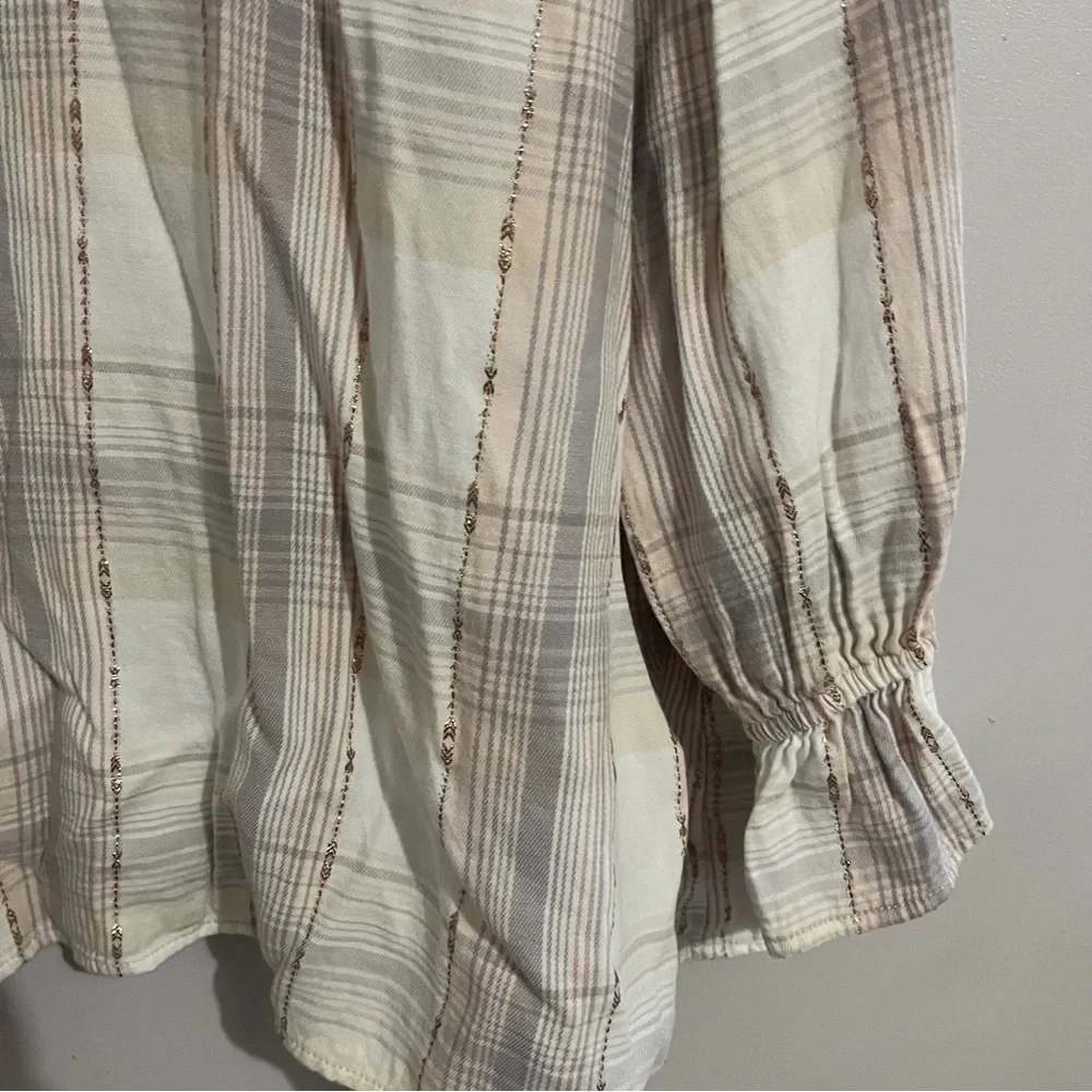 Lane Bryant Pink Plaid Blouse Size 16 elastic wrist - Picture 4 of 7